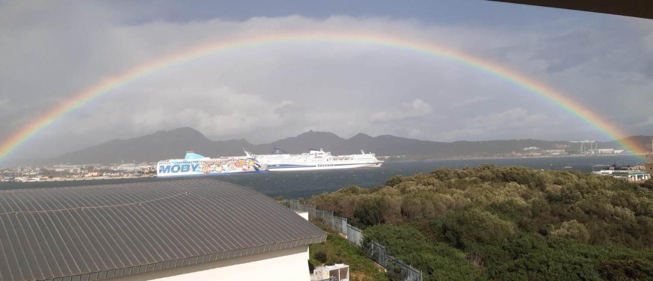 Appartement Marina Seaview à Olbia Extérieur photo